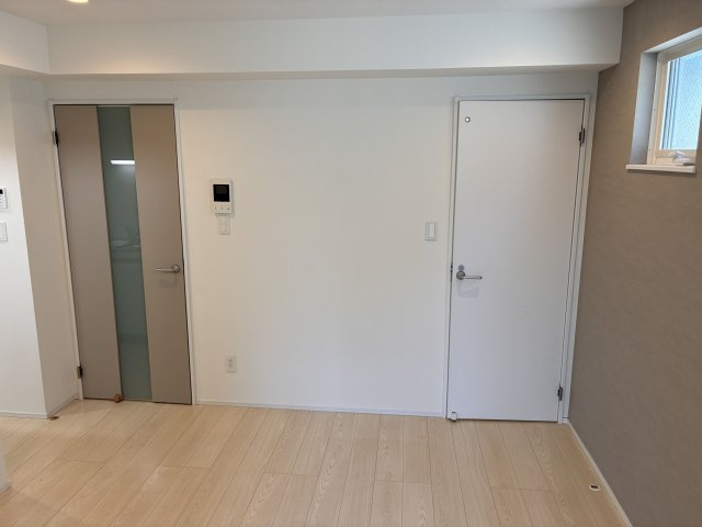 cherim和白東westの居間・リビング