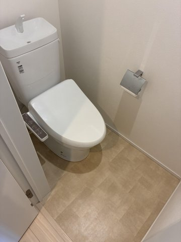cherim和白東westのトイレ