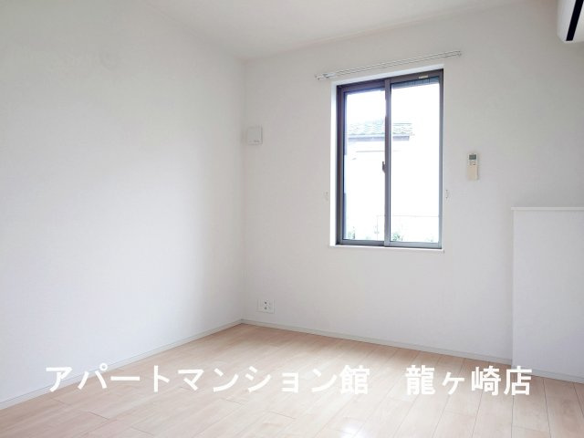 アポロンＡの寝室