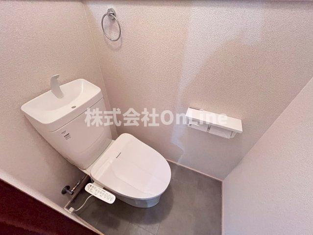 南本町４丁目テラスハウスのトイレ