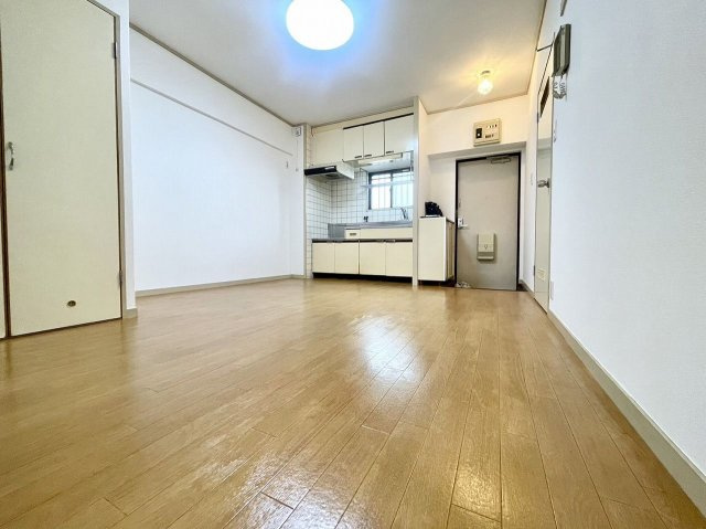 グランド平尾　平尾小学校区の居間・リビング|グランド平尾