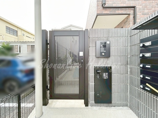 藤沢市湘南台６丁目のアパートのエントランス|清潔感のあるエントランスです♪