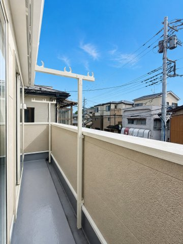 三郷市　早稲田2丁目　新築戸建　全3棟のバルコニー|広々としたバルコニーです
