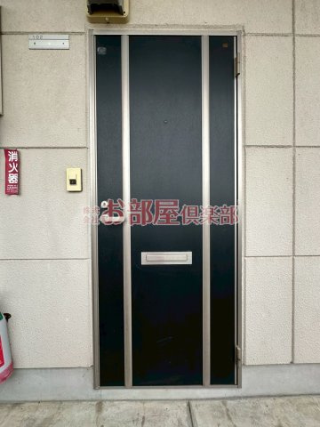 コーポアベニュー大城の玄関|きれいな玄関です
