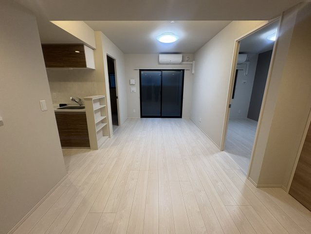 吹田市豊津町の賃貸マンションの居間・リビング