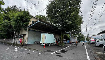 調布市佐須町２丁目の倉庫