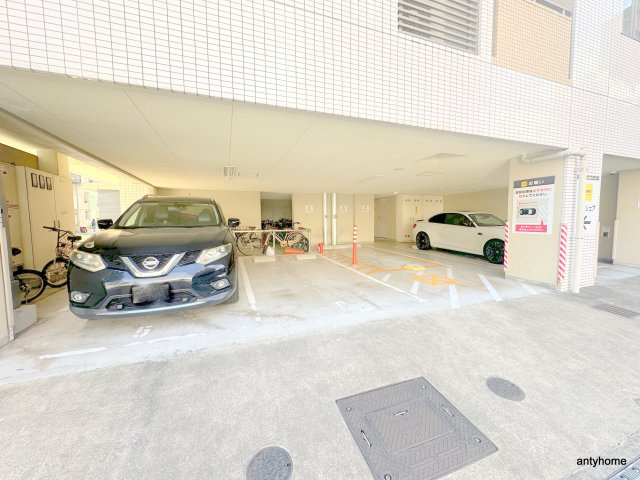 アーデンタワー北堀江　仲介手数料無料の駐車場