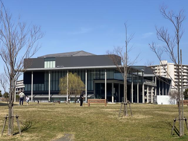 東京理科大学葛飾図書館まで705m
