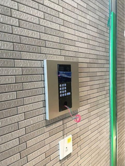 【エントランス】