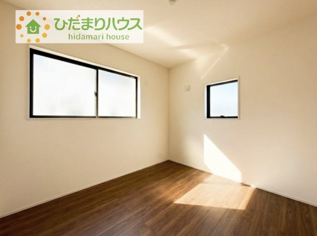 【洋室】 | 第1常総市中妻町　新築戸建　2号棟 | 机にベットを置けば子供部屋の完成です！