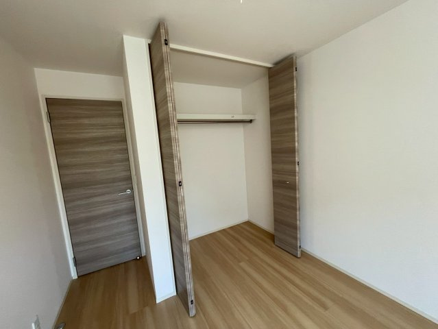 六麓荘ヒルズE棟の収納