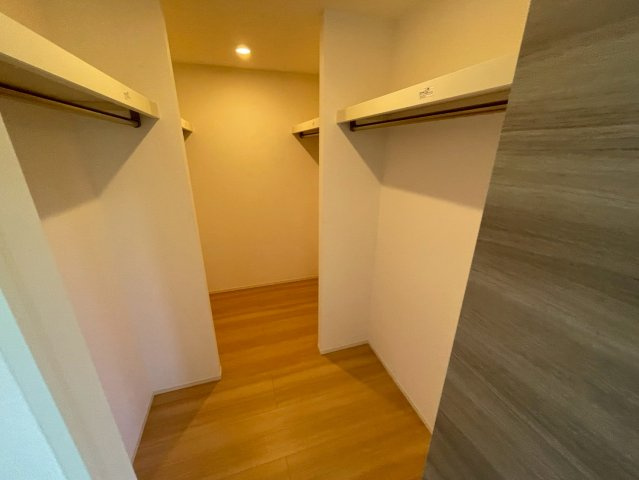 六麓荘ヒルズE棟の収納