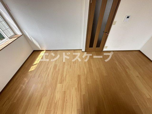 リヴィエールＢの居間・リビング|高崎、前橋のお部屋探しはエンドスケープまで！お客様の理想お聞かせ下さい♪