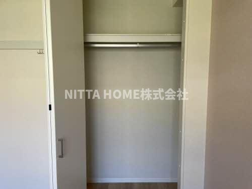 シャーメゾン　ベルヒルズの収納|収納は各洋室に完備しています◇
