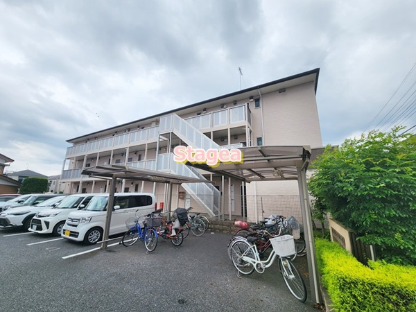 ディアコートA棟の外観