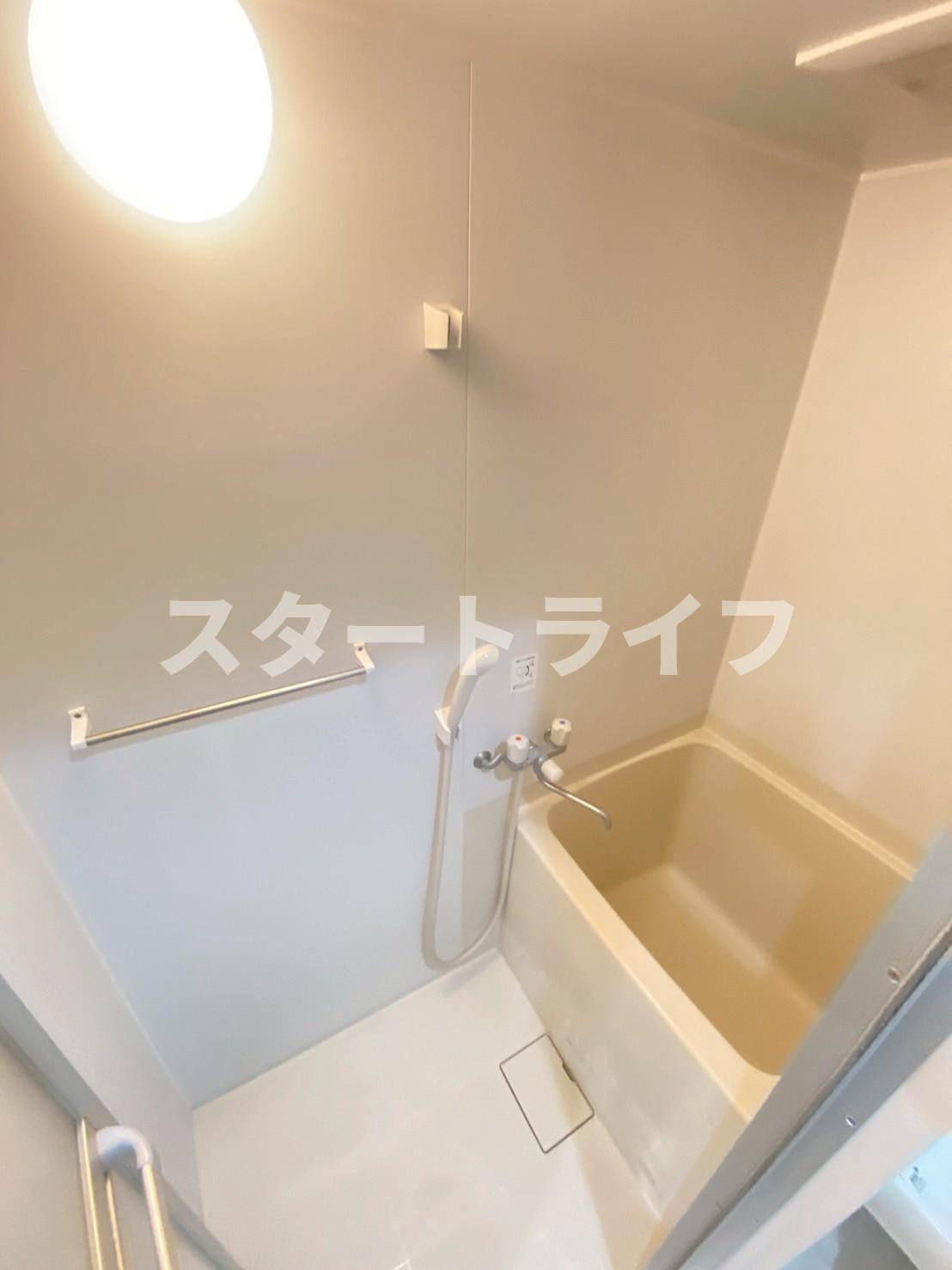 大阪市淀川区十三東３丁目の賃貸マンションの浴室