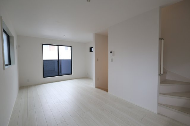 《仲介手数料無料》南区南浦和２丁目6-17新築一戸建てミラスモ