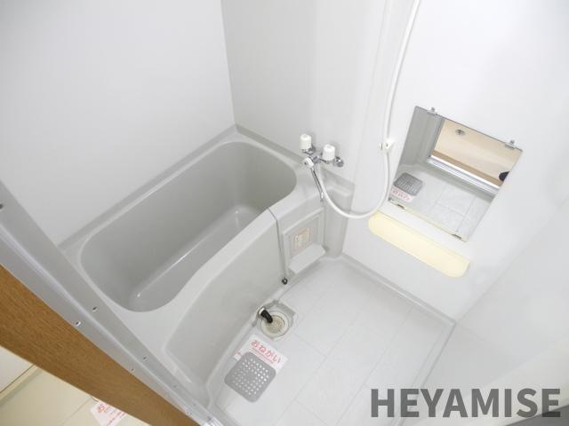 ブランドール大井手の浴室|※同物件の反転間取りのお部屋写真です※