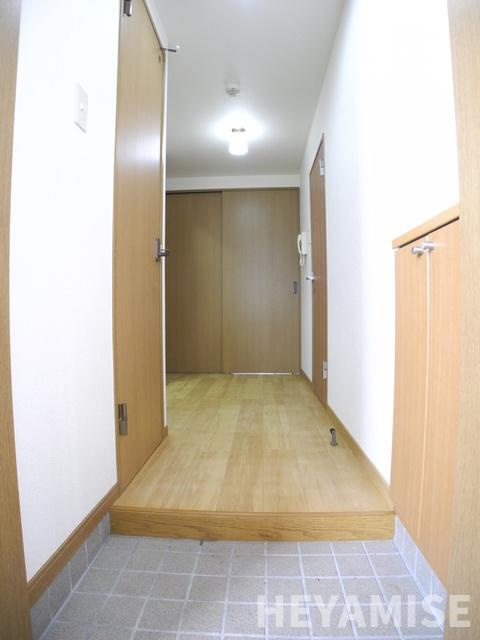 ブランドール大井手の玄関|※同間取りの別の階のお部屋の画像です※