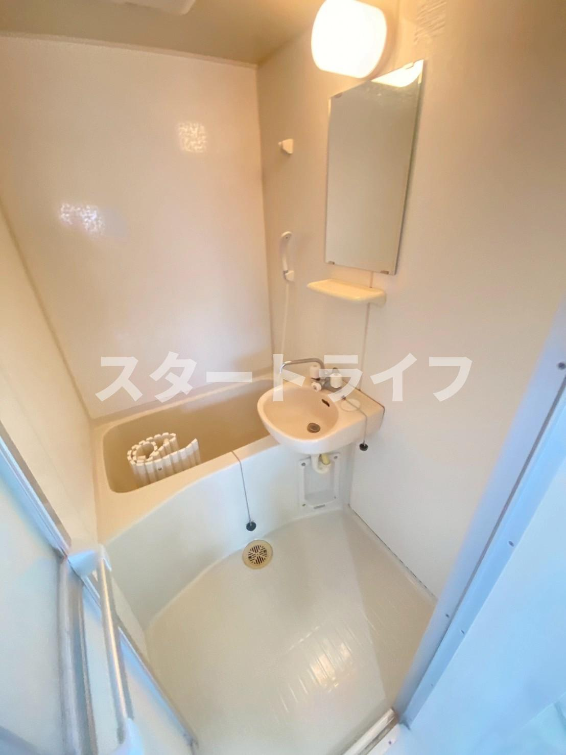 大阪市淀川区十三東３丁目の賃貸マンションの浴室