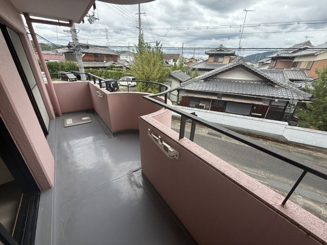 橋本市野の賃貸マンションのバルコニー