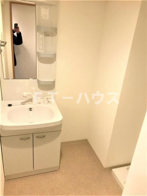 S-FORT船橋海神Eastの洗面所