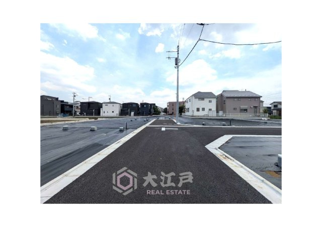 練馬区大泉町１丁目全２５区画１期土地分譲の前面道路含む現地写真