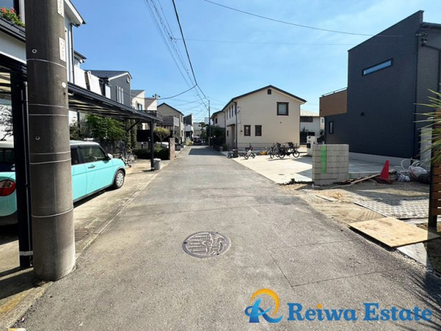 新築戸建　藤沢市辻堂東海岸1丁目の前面道路含む現地写真