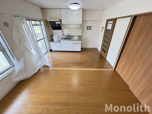 鶴山台30号棟の居間・リビング
