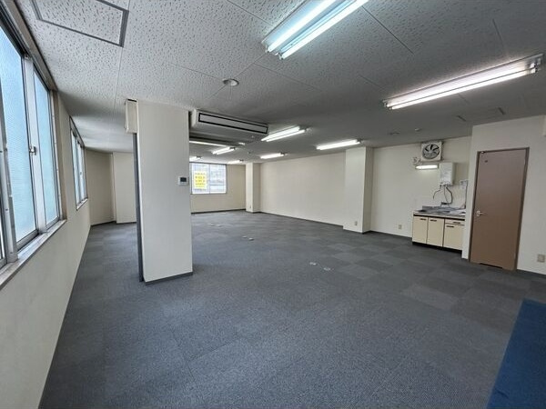 第三ふくとくビルの内装