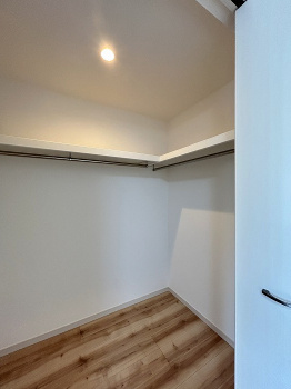 鶴見区諸口４丁目中古戸建の収納
