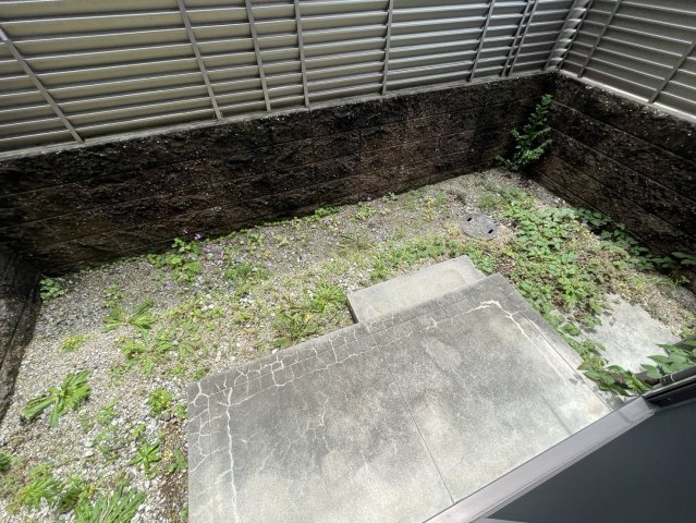 村山戸建借家A棟の庭