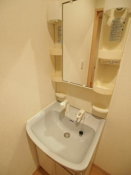 エトワール白楽の洗面所