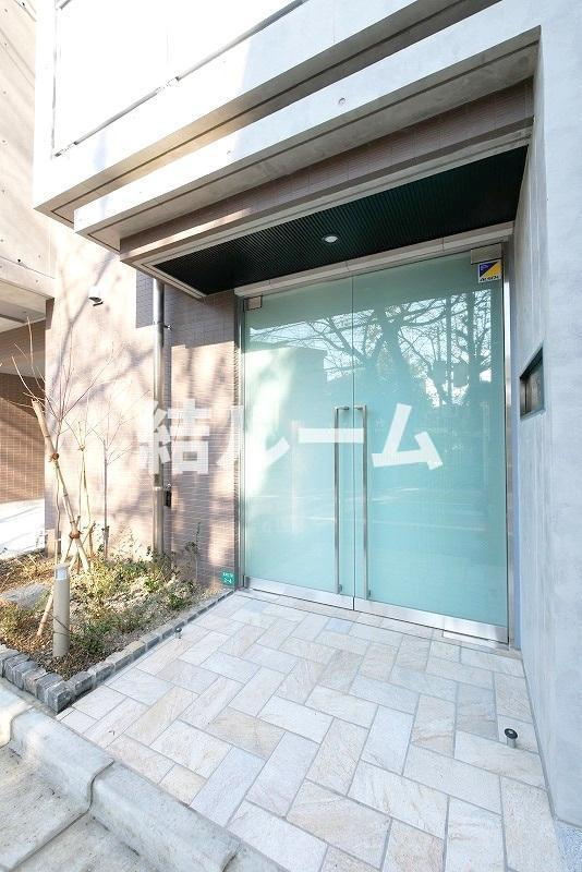 豊島区高松３丁目の賃貸マンションのエントランス