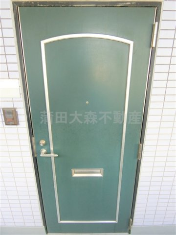サンセイビルの玄関