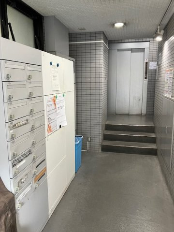 K2-COURT ASAKUSAのエントランス