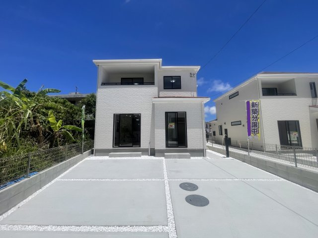 豊見城市金良Ⅲ（全10棟）B号棟の外観|B号棟　駐車3台可♪