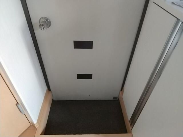 ＭＩＷＡハイツの玄関