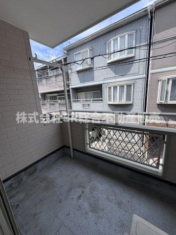 角田3丁目中古戸建のバルコニー|バルコニーは2面にあり陽当たり・通風良好で洗濯物が乾きやすいです♪