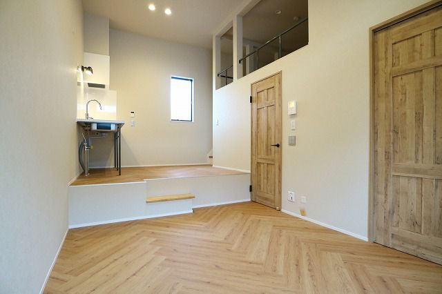 APT03の居間・リビング