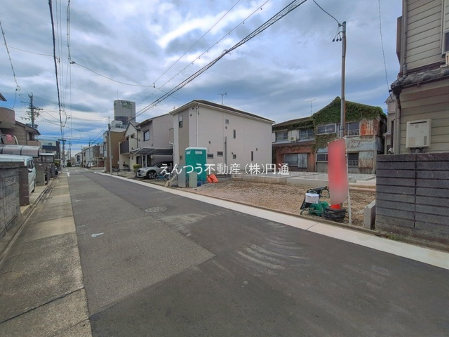 メルディア五反城町の前面道路含む現地写真