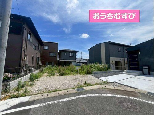 尾張旭市印場元町1期(残1棟)の前面道路含む現地写真