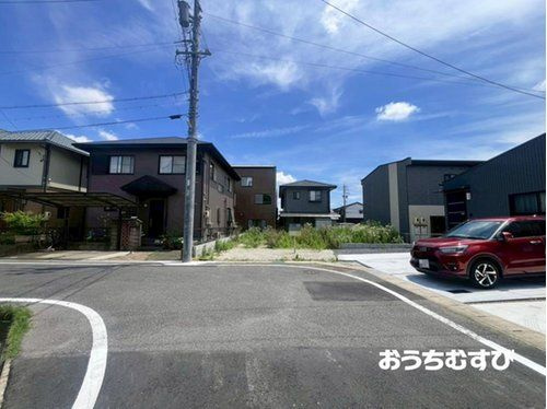 尾張旭市印場元町1期(残1棟)の前面道路含む現地写真