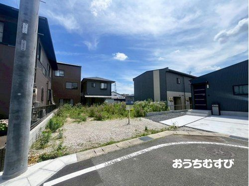 尾張旭市印場元町1期(残1棟)の前面道路含む現地写真
