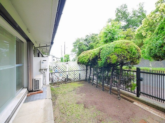帝塚山北タウンハウスの庭