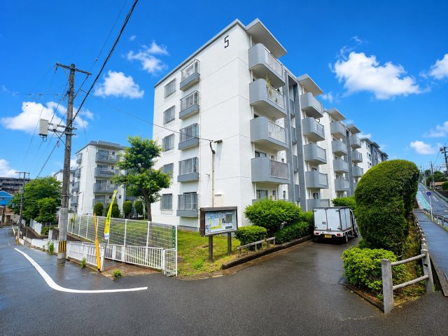 長丘ハイツ5号棟