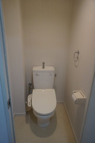 スプランドゥール新屋敷のトイレ