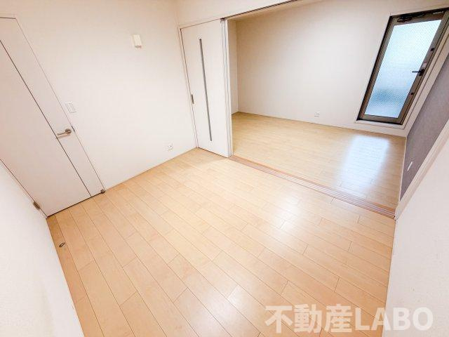 フジパレス清水丘V番館の洋室