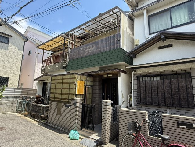 泉大津市二田町3丁目　中古戸建の前面道路含む現地写真