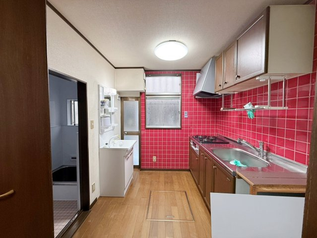 泉大津市二田町3丁目　中古戸建のキッチン